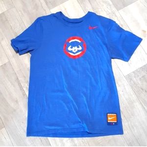 Mens Blue NIKE TShirt Crewneck CUBS Sports short sleeve Sz med